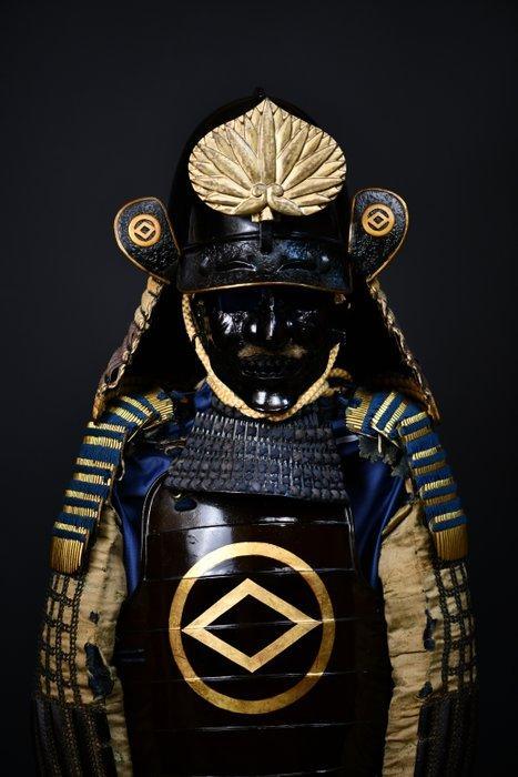 Yoroi volzet Samurai-harnas - Koper, Zijde, Ijzer - Japan -, Antiek en Kunst, Antiek | Overige Antiek