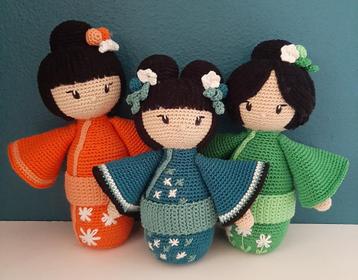Crochet Kit byClaire Kokeshi Set of 3 (English Patterns) beschikbaar voor biedingen
