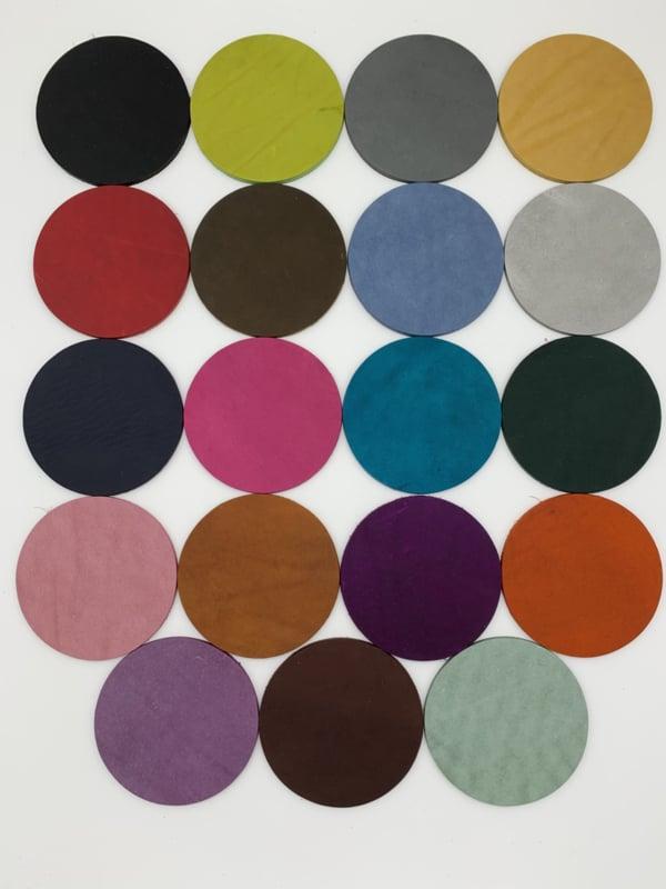 Lederen onderzetter 10cm rond / onderzetter leer  in 19, Auto-onderdelen, Overige Auto-onderdelen, Nieuw, Ophalen of Verzenden