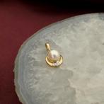 Gouden hanger met parel en diamant | 0,03 ct. (pearl), Ophalen of Verzenden, Gebruikt, Goud, Overige merken