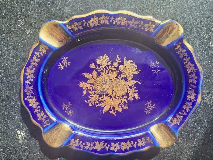 limoges - Tafelservies - Porselein - Is dit een rokersset?, Antiek en Kunst, Antiek | Glas en Kristal