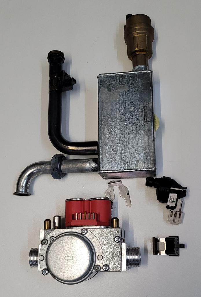 REMEHA AVANTA  ONDERDELEN GEBRUIKT, Doe-het-zelf en Verbouw, Verwarming en Radiatoren, Gebruikt, Ophalen of Verzenden