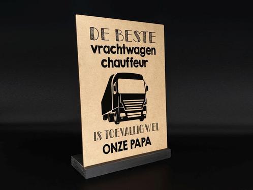 Tekst bord in standaard papa beste vrachtwagen chauffeur, Huis en Inrichting, Woonaccessoires | Wanddecoraties, Nieuw, Ophalen of Verzenden