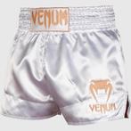 Venum Classic Muay Thai Kickboks Broekjes Wit Goud, Nieuw, Ophalen of Verzenden, Maat 56/58 (XL), Wit
