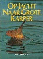 OP JACHT NAAR GROTE KARPER 9789027419651 Groothuis, Boeken, Verzenden, Zo goed als nieuw, Groothuis