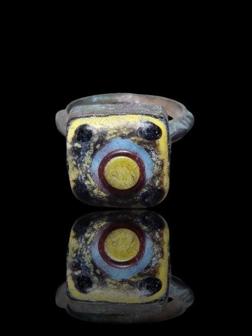 Visigotische Bronze Bleu/Yellow Glass Pasta Ring (Zonder, Sieraden, Tassen en Uiterlijk, Antieke sieraden
