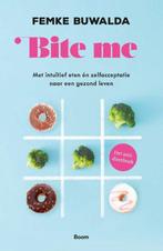 9789024447756 Bite me | Tweedehands, Verzenden, Zo goed als nieuw, Femke Buwalda