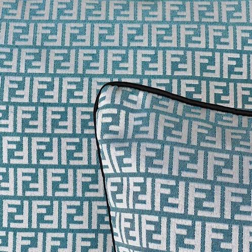 Fendi Casa -GRATIS VERZENDING- Nieuwe set van twee - Kussen, Antiek en Kunst, Antiek | Kleden en Textiel