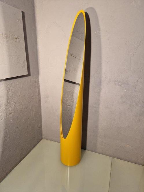Spiegel- Lipstick - Hout, PVC, Antiek en Kunst, Antiek | Meubels | Stoelen en Banken
