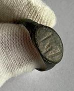 Item 116. islamitisch Brons Ring - Middeleeuwen 10e–14e eeuw