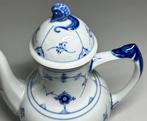 Bing & Grøndahl - Arnold Krogh - Koffiepot - Rare Blue
