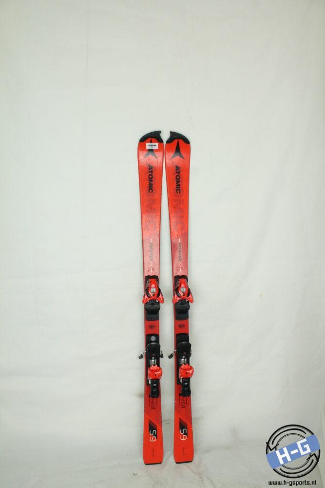 Refurbished - Ski - Atomic Redster S9 - 145, Sport en Fitness, Skiën en Langlaufen, Skiën, 140 tot 160 cm, Gebruikt, Atomic, Ski's