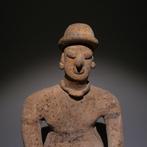 Colima, Westkust Mexico Terracotta Zittend figuur. 11,5 cm