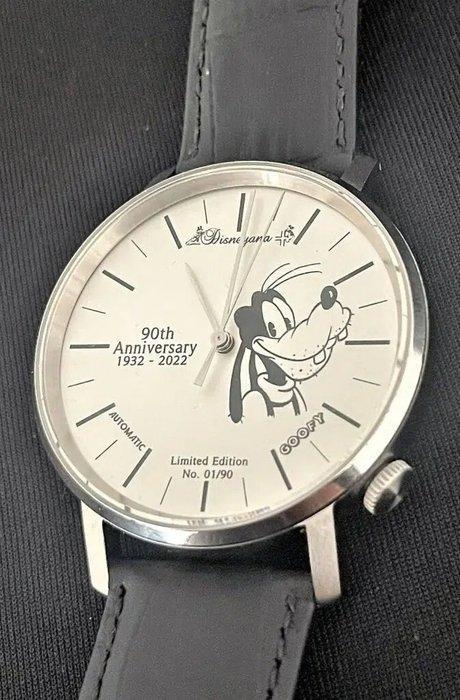 Limited-edition Goofy 90th Anniversary watch 2/90 Watch -, Verzamelen, Disney