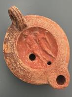 Oud-Romeins Terracotta Olielamp - 10 cm - Carthaginische, Antiek en Kunst