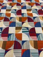 Huidige stof met optisch patroon in dubbele hoogte zonder