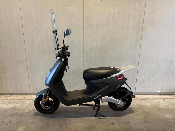 Online veiling: IVA, E-GO S4, Elektrische Scooter, Fietsen en Brommers, Brommeronderdelen | Scooters, Nieuw