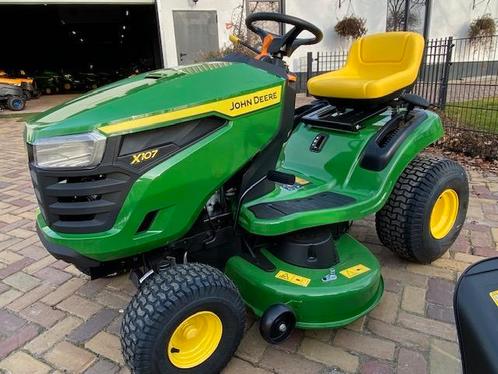 John Deere X107 nieuw model., Tuin en Terras, Zitmaaiers, Nieuw, Elektrische starter, 90 tot 120 cm, Ophalen of Verzenden