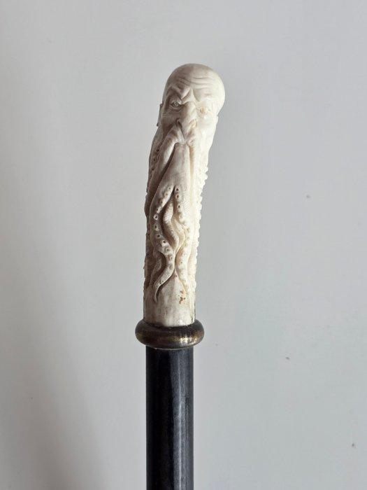 Gedetailleerd Handsnijwerk Tentacle Man Wandelstok -, Antiek en Kunst, Curiosa en Brocante