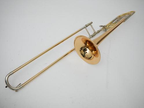 GebruikteTrombone Bb/F Conn 88HO uit 2020, Muziek en Instrumenten, Blaasinstrumenten | Trombones, Tenor, Zo goed als nieuw, Met koffer