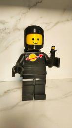 Handmade item Mega Figure LEGO Space Nero Spaceman Classic -, Nieuw