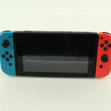 Nintendo Switch Console - Blauw / Rood beschikbaar voor biedingen