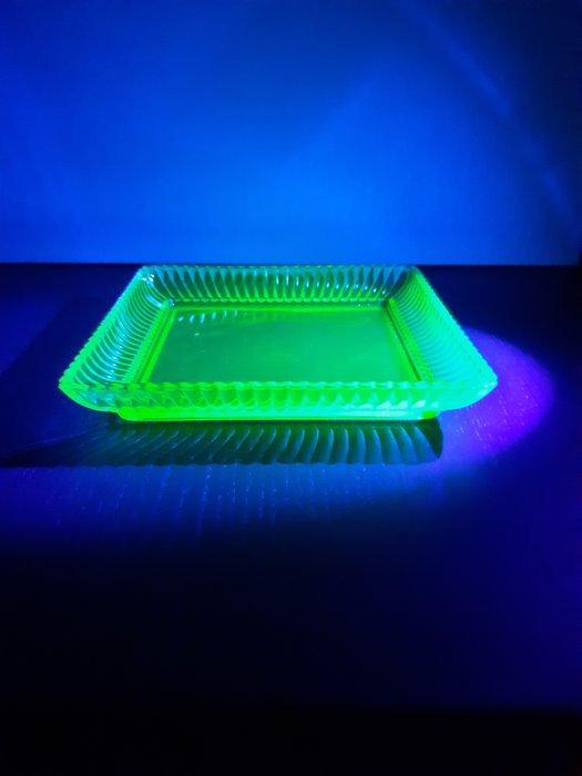 Vallérysthal - Verre Ouraline, 22 cm - Schaal - Uraniumglas, Antiek en Kunst, Kunst | Designobjecten