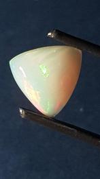 Opaal Cabochon- 0.75 g - (1)