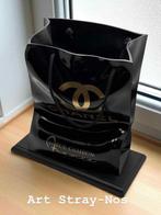 Art Stray-Nos -  Paper Gold Chanel : lobjet du désir