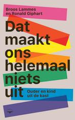 Dat maakt ons helemaal niets uit 9789400410725, Boeken, Verzenden, Zo goed als nieuw, Ronald Giphart