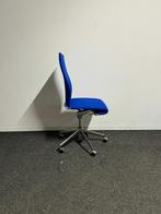 Ahrend - 350 - Vergaderstoel - Blauw gestoffeerd, Vergader- of Presentatieruimte, Ophalen of Verzenden, Gebruikt, Stoel