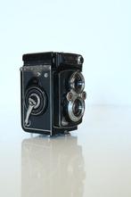Yashica MAT-124 Twin lens reflex camera (TLR), Nieuw