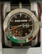 Roger Dubuis - Easy Diver Flying Tourbillon - se48 05 7.n/9, Nieuw