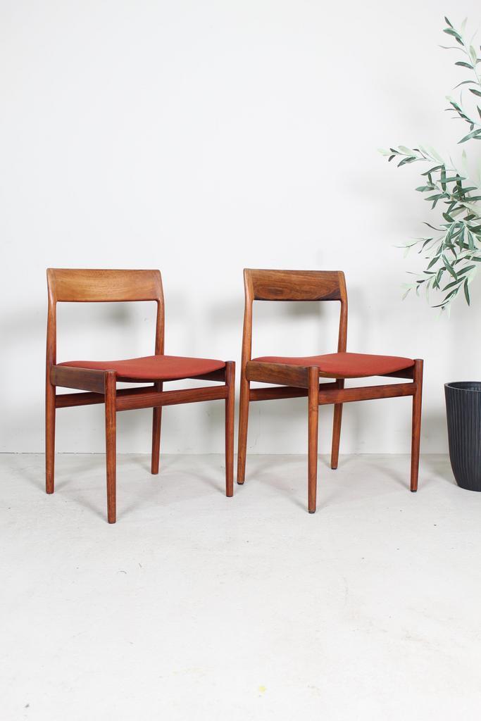 Set Deens design eetkamerstoelen Nørgaard, Huis en Inrichting, Stoelen, Twee, Zo goed als nieuw, Hout, Stof