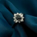 18 Krt. Witgouden cocktail ring met saffier en diamant |..., Sieraden, Tassen en Uiterlijk, Ringen, Gebruikt, Overige kleuren