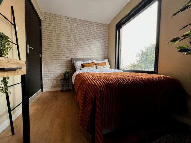 Studio te huur in Schiedam - 18 m² - 1 kamer(s), Huizen en Kamers, Kamers te huur, Rotterdam