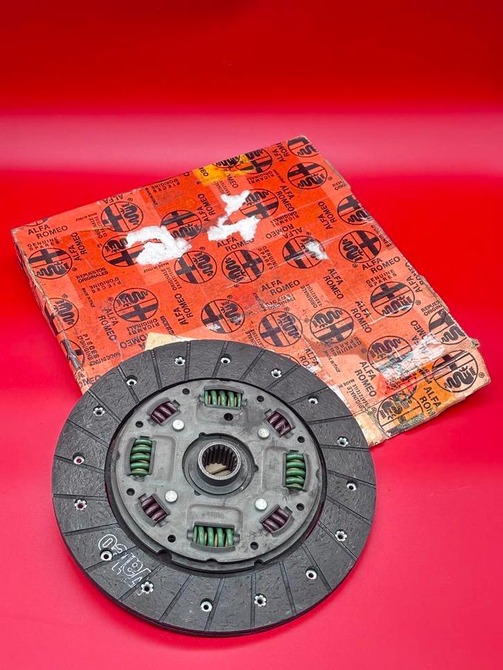 Alfa Romeo 164 GTV 155 V6 koppelingsplaat, Auto-onderdelen, Motor en Toebehoren, Nieuw, Alfa Romeo, Oldtimer onderdelen, Verzenden