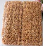 Actie mini foamrose met tule camel bulk pak 144 st 2 cm. van, Ophalen of Verzenden, Nieuw