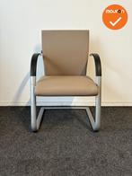Vergaderstoel - Ahrend - A350 - Beige stoffering - Zilvergri, Vergader- of Presentatieruimte, Ophalen of Verzenden, Gebruikt, Stoel