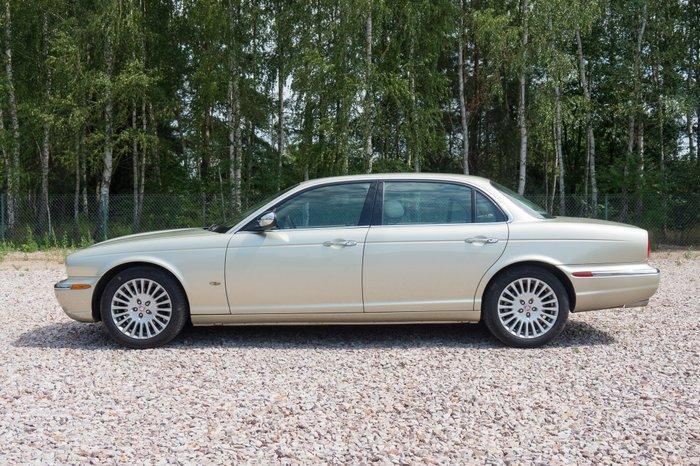 Jaguar - XJ8 Vanden Plas - 2006, Auto's, Oldtimers