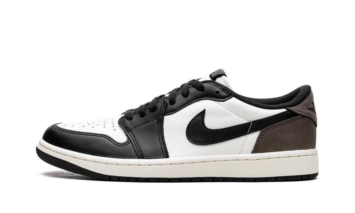 Air Jordan 1 Retro Low OG Mocha - Maat 40 EU, Kleding | Heren, Schoenen, Ophalen of Verzenden