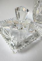 Pot (3) - Diamantgeperst glas - Set van 3 Franse stukken