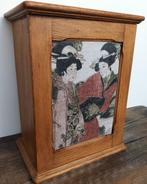 Kast - Hout - Houten kastje met Japanse afbeelding, Antiek en Kunst