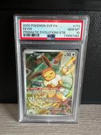 Pokémon - 1 Graded card - Eevee 173 SVP Prismatic Evolutions, Hobby en Vrije tijd, Verzamelkaartspellen | Pokémon, Nieuw