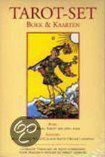 TAROT EEN OPEN BOEK + TAROTKAARTEN 9789021539454, Boeken, Esoterie en Spiritualiteit, Verzenden, Zo goed als nieuw
