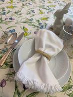 Elegant tafelkleed voor grote tafels met olijftakken in