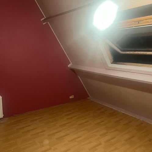 Gestoffeerde kamer te huur aan Kamp 31 gevonden in Lelystad, Huizen en Kamers, Kamers te huur, 20 tot 35 m², Overige regio's