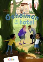 9789048744930 Toneellezen - Geheimen in het hotel, Verzenden, Nieuw, Anneke Scholtens