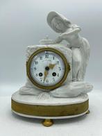 Klok - AD MOUGIN - - Biscuit porselein - 1800-1850, Antiek en Kunst, Antiek | Klokken