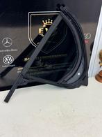 Mercedes GLA Klasse driehoek ruit links achter bj.2016, Auto-onderdelen, Gebruikt, Mercedes-Benz